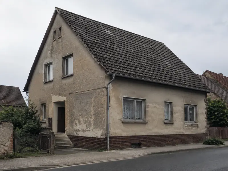 Dach und Fassade als Maßnahmen im individuellen Sanierungsfahrplan